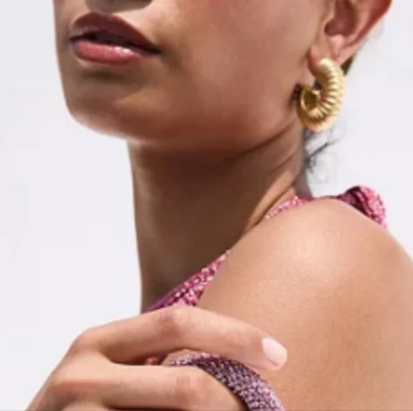 cult gaia 18K Gold plated Lightweight Earrings Chunky Textured Unique Hoop